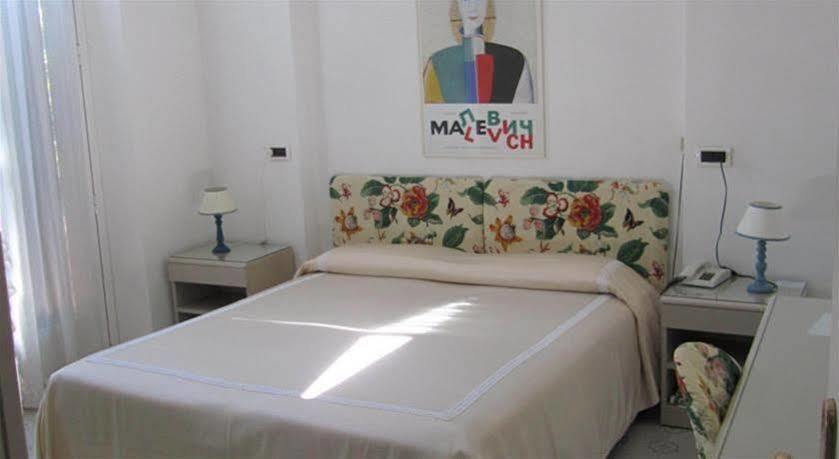Piccolo Hotel Forte dei Marmi Exterior photo